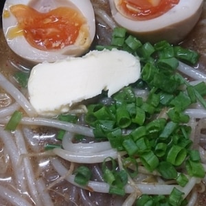 もやしの味噌ラーメン風スープ